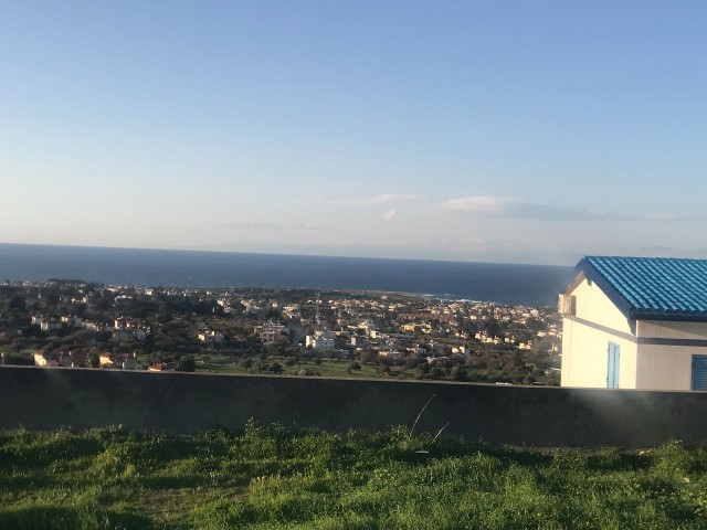 1 decare 1 evlek land in Girne Karşıyaka with Turkish title deed, 90% construction with uninterrupted view. 05338403555 ** 