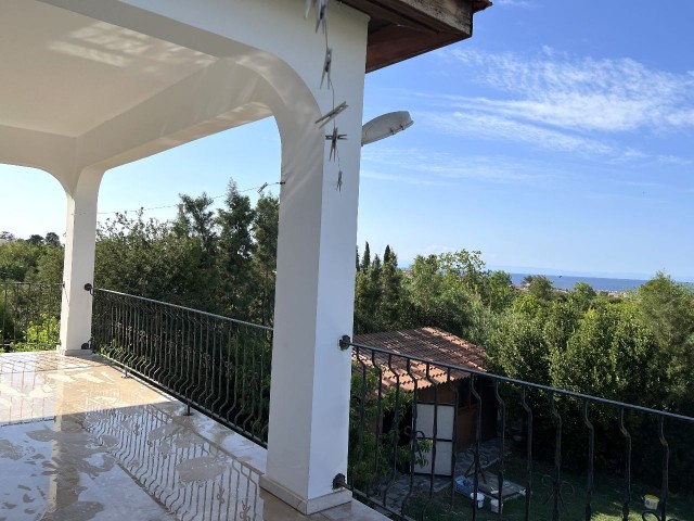 4+ 1 villa for rent in Kyrenia , Lapta, with no pool is located in a large garden, in a quiet and peaceful area. Mountain and sea views.05338403555 ** 