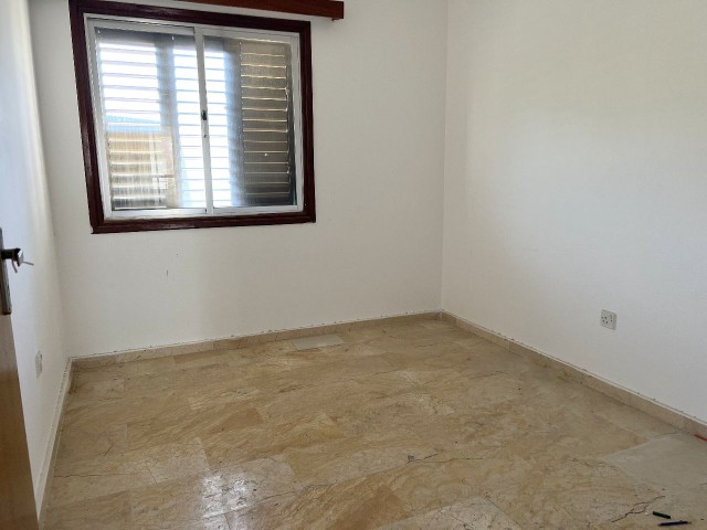 In kyrenia city center, Turkish title deed, 5 apartments + basement for sell 05338403555