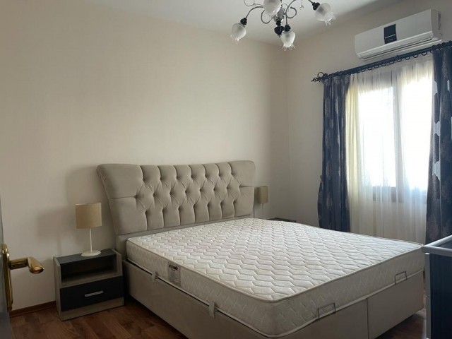 A 3-bedroom apartment in the center of Kyrenia, ready to move, renovated and fully furnished on the Levent site. Emergency sale has dropped from £70,000 !! The cob is ready, the VAT has been paid. 05338403555 ** 