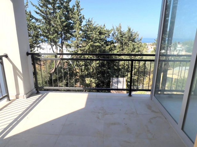 2+1 new flat in Lapta, Kyrenia. VAT has been paid. 05338403555