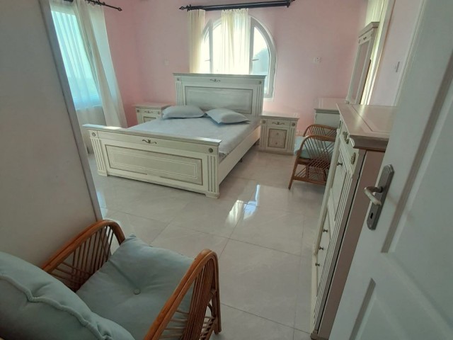 Villa mit 3 Schlafzimmern zu vermieten in Kyrenia, Alsancak, Region Yeşiltepe. 05338403555