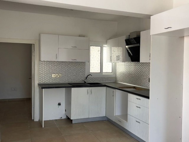 A holiday home in Sadrazamköy, Kyrenia, or for those who want to live on holiday forever, a 3-room twin villa with a perfect sea view, within a complex with a pool, within walking distance to the sandy beach. 05338403555 / 05488403555