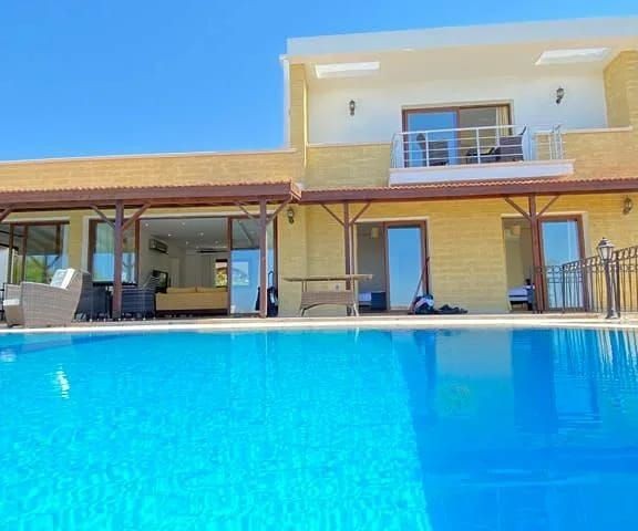 3+1 Villa For Daily  Rent , Esentepe