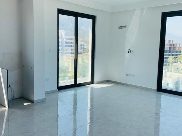 GİRNE MERKEZDE KİRALIK LÜKS 1+1 PENTHOUSE ** 