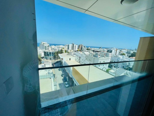 LUXURIÖSES 1 + 1 PENTHOUSE ZU VERMIETEN IN GIRNE MERKEZ ** 