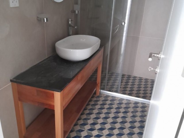 LUXURY 2 + 1  FLAT TO RENT IN GIRNE MERKEZ