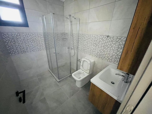 Luxus 2 + 1 Wohnung zur Miete im Zentrum von Kyrenia ** ** 