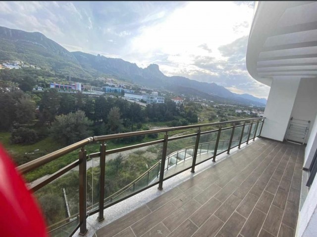 3 BEDROOM LUXURY PENTHOUSE APARTMENT IN GIRNE CENTER