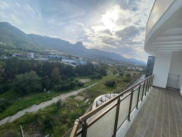 3 BEDROOM LUXURY PENTHOUSE APARTMENT IN GIRNE CENTER