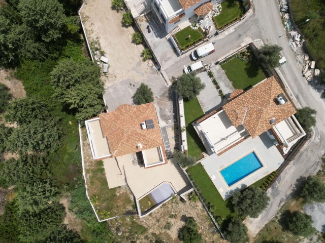 OZANKOY 4+2 VILLA ZU VERKAUFEN