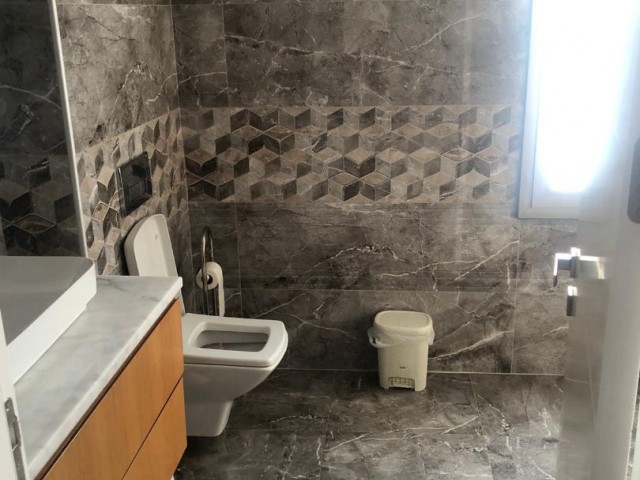 3+1 VILLA ZU VERMIETEN GIRNE CATALKOY