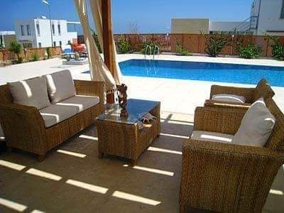 BEAUTIFUL VILLA FOR SALE IN ESENTEPE