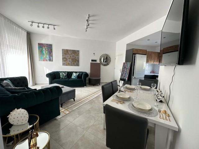 SCHÖNES 3+1 PENTHOUSE IN ALSANCAK