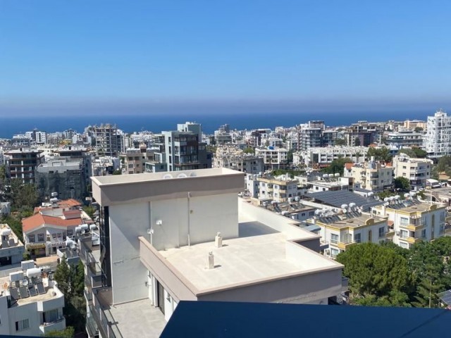 2+1 PENTHOUSE ZU VERMIETEN IM ZENTRUM VON KYRENIA