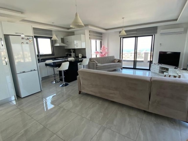 2+1 PENTHOUSE ZU VERMIETEN IM ZENTRUM VON KYRENIA