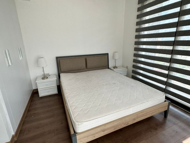 LUXUS 3+1 PENTHOUSE ZU VERMIETEN IM KYRENIA CENTER