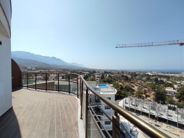 LUXURIOUS 3+1 APARTMENT IN GIRNE CENTRE