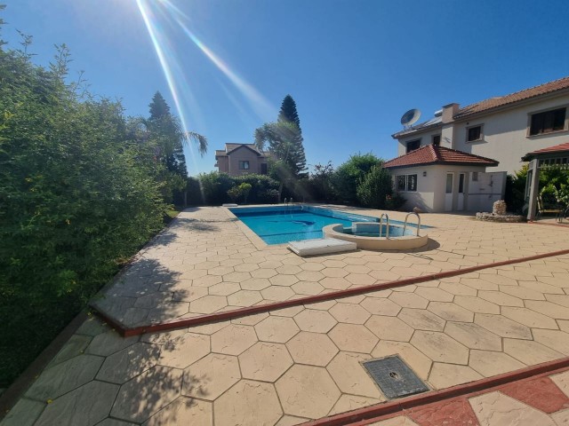 4+1 VILLA ZU VERMIETEN MIT SCHÖNEM POOL DOĞANKOY GIRNE