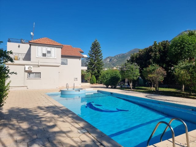 4+1 VILLA ZU VERMIETEN MIT SCHÖNEM POOL DOĞANKOY GIRNE