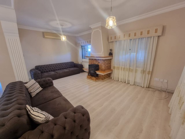 4+1 VILLA ZU VERMIETEN MIT SCHÖNEM POOL DOĞANKOY GIRNE