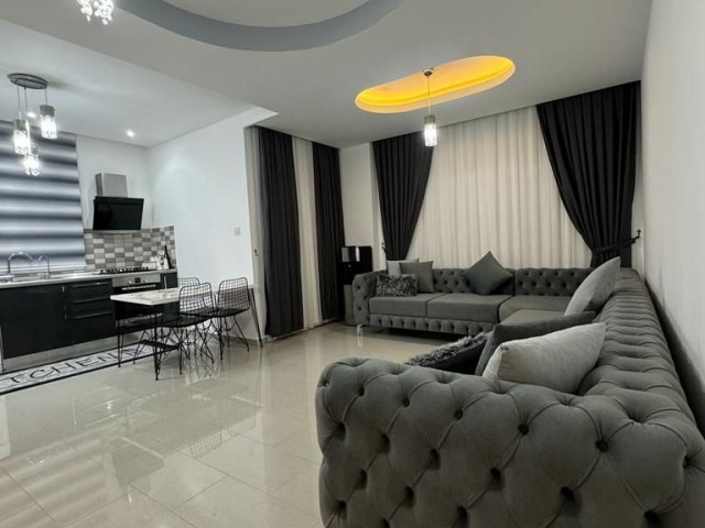 LUXURIOUS 2+1 APARTMENT FOR SALE IN GIRNE CENTRE