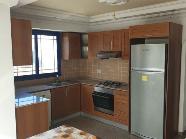 2+1 APARTMENT FOR RENT IN GIRNE CENTRE