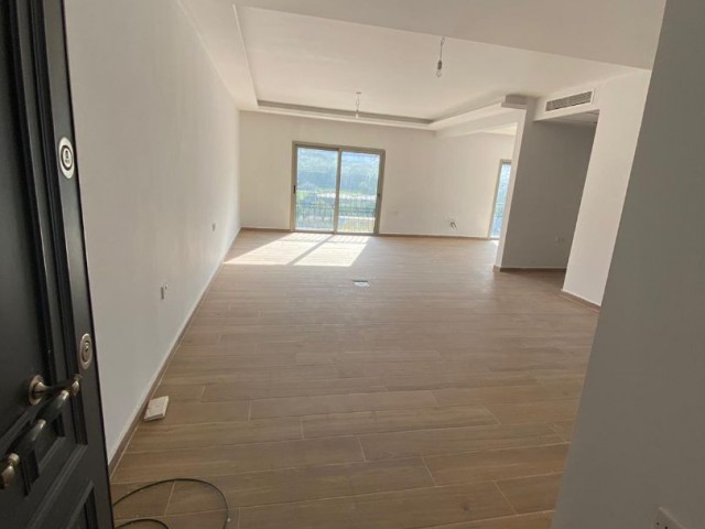 Spacious office for rent in Girne center