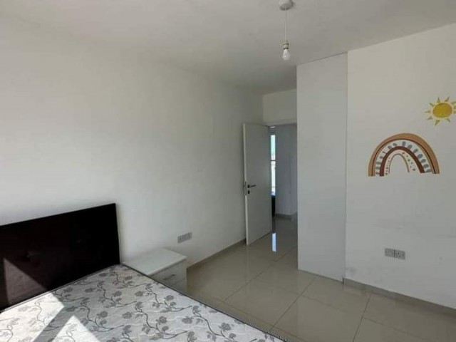 SCHÖNES 3+1-PENTHOUSE IM KYRENIA-ZENTRUM