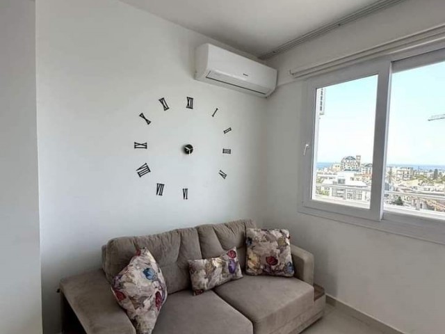 GUZEL 3+1 PENTHOUSE GIRNE MERKEZDE