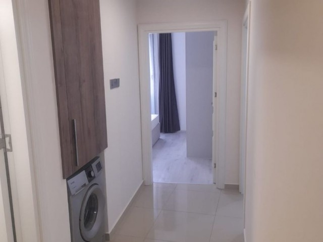 LUXUS-3+1-WOHNUNG MIT BADEZIMMER ZU VERMIETEN IM KYRENIA CENTER