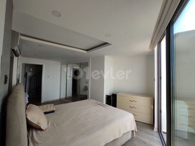 LUXURIOUS 3+1 FULLY FURNISHED PENTHOUSE FOR SALE IN AKACAN COMPLEX