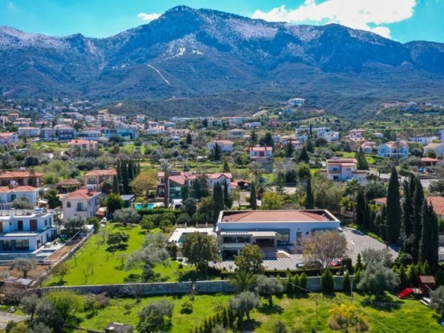 Luxurius 4+1 Villa with Private Pool is for Sale in Kyrenia Çatalköy