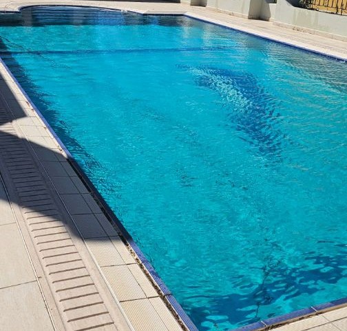 VILLA MIT PRIVATEM POOL UND 1 DONUM GRUNDSTÜCK ZU VERKAUFEN