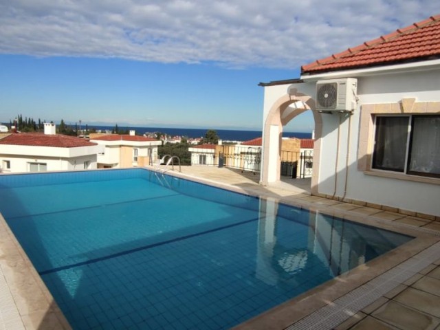 Girne Alsancak'ta 3+1 Özel Havuzlu Bungalow