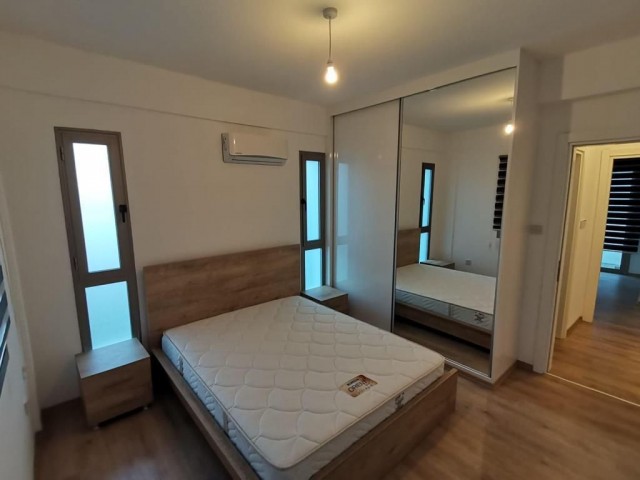 Flat To Rent in Alsancak, Kyrenia