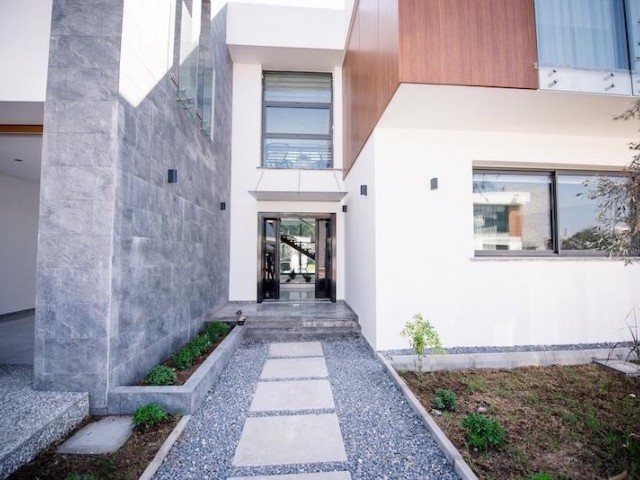 Luxury ready 4+1 detached duplex villa in kyrenia Ozankoy 