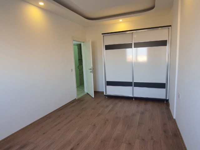 2 + 1 Luxus neue Wohnung zum Verkauf in Pier Long Beach ** 