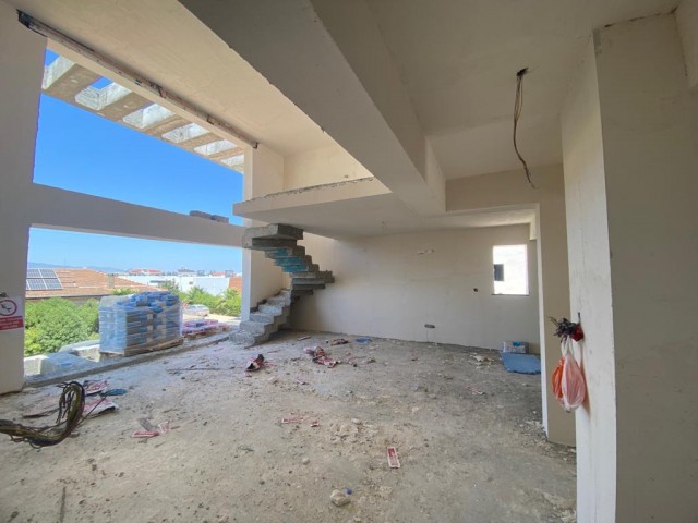 Luxuriöse Loft-Wohnung mit 2 Schlafzimmern in der Gegend von Famagusta Yenibogaz