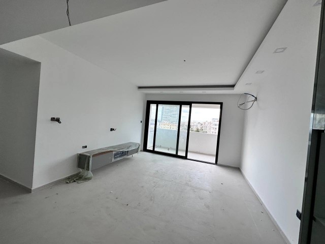 Brandneue Luxus-2+1-Wohnung in Famagusta Sakarya