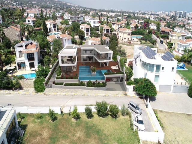 Kyrenia bellapais 5+1 freistehende Maisonette-Villa mit Pool