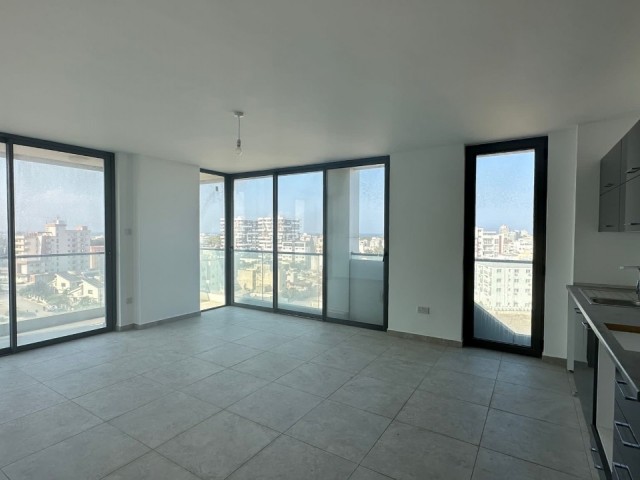 Mağusanın Gözdesi olan Apartmanımızda Tek Satılık 2+1  102m2