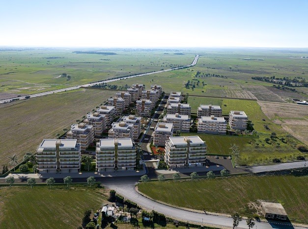 Der Flughafen liegt an der Hauptstraße, Iskele Long Beach ist 10 Minuten entfernt, zu erschwinglichen Preisen.