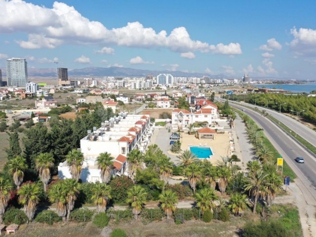 “Long Beach” 240m2 terrace 120m2 ,denize 2dk,cok uygun fiyata 3+1