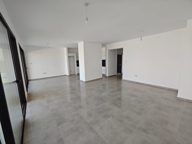 Yenibogazicinde yeni, hazir,guzel villa (3+1) 315 m2