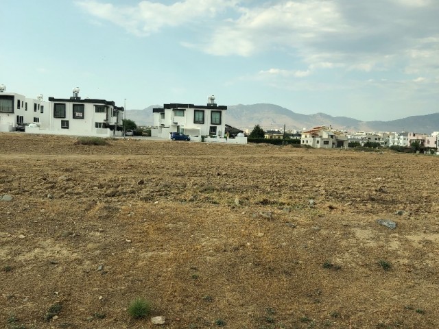 Turkish land for sale in Mitreeli, in a decih area near the Nicosia-Guzelyurt highway ** 