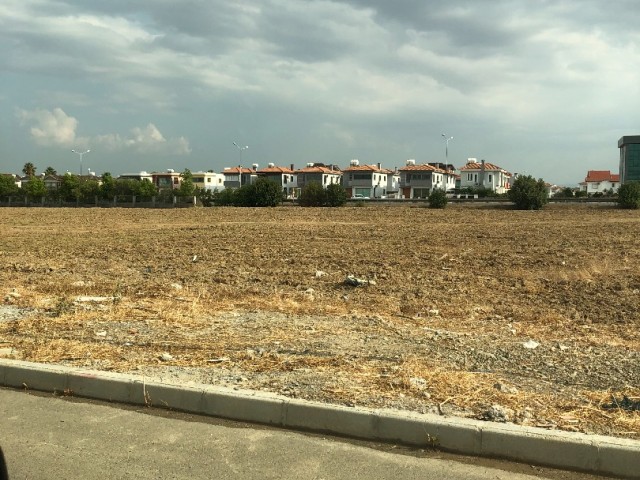 Turkish land for sale in Mitreeli, in a decih area near the Nicosia-Guzelyurt highway ** 