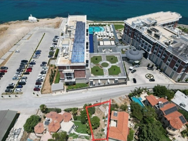 land near kaya palazzo hotel with ready  building permission 