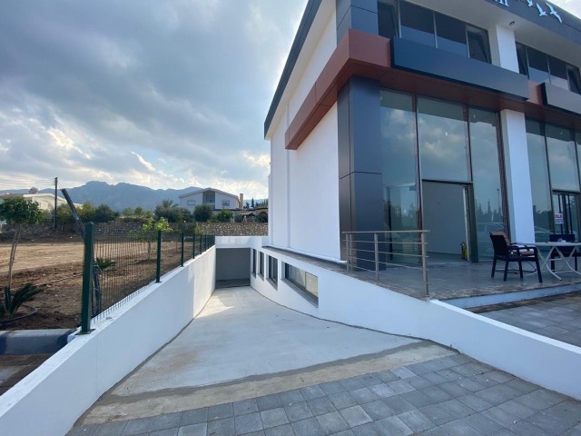 500 m2 Lager in Alsancak 2500 STG / 0548 823 96 10 ** 