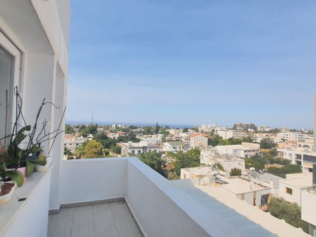 2 bedroom apartment for rent in Kyrenia Center